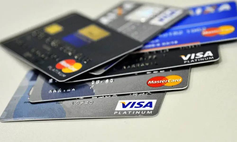50560_F49D1120AC5272C2 O acordo dá aos comerciantes a capacidade de impor sobretaxas aos clientes, dependendo do tipo de cartão Visa ou Mastercard que eles usam
Marcello Casal Jr/Agência Brasil
