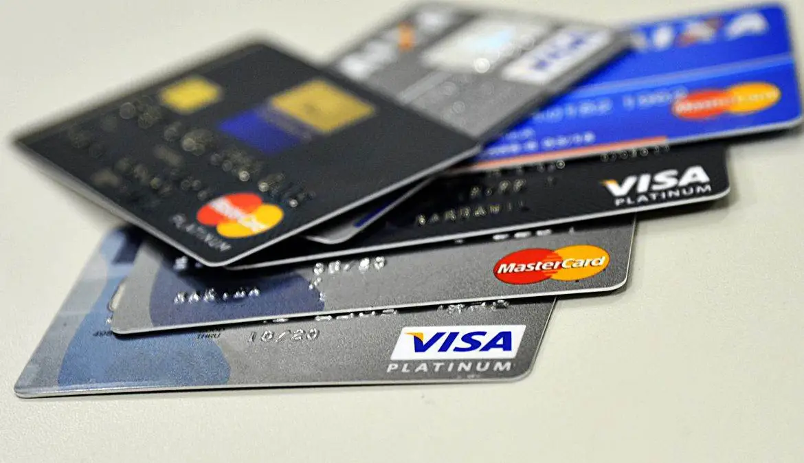 Visa e Mastercard fecham acordo de US$ 30 bi para reduzir taxas dos comerciantes