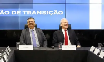23/01/2024 - Flávio Dino e Ricardo Lewandowski em reunião sobre a transição no Ministério da Justiça
Jamile Ferraris/MJSP