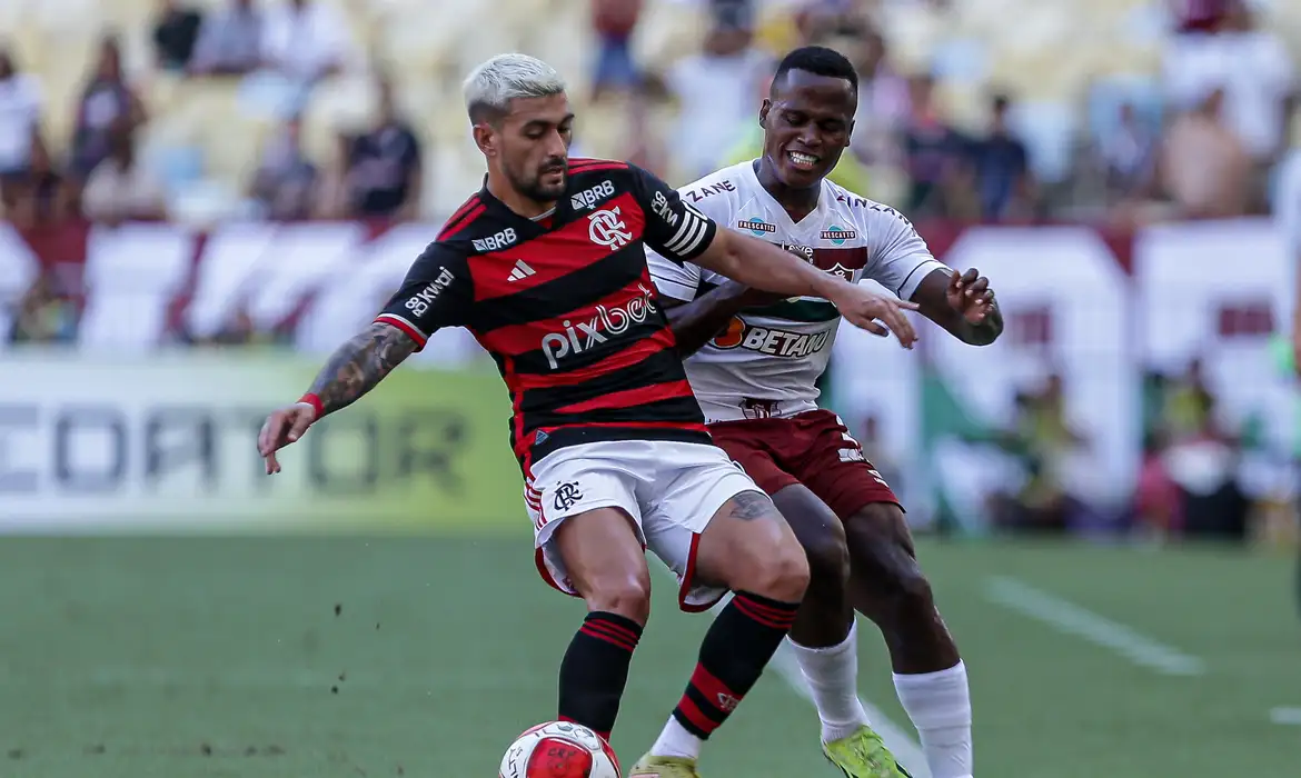 Fluminense e Flamengo abrem semifinais do Carioca 2024