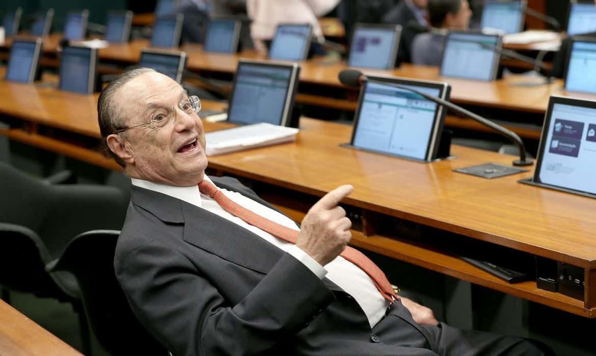 Justiça da Suíça autoriza repatriação de R$ 80 milhões bloqueados de Paulo Maluf