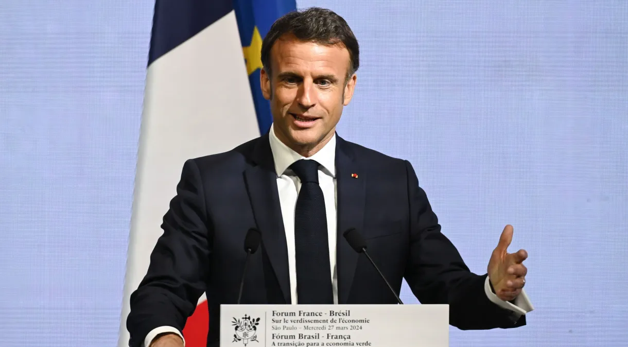 Macron vai a Brasília para pauta política após agendas sobre meio ambiente e economia