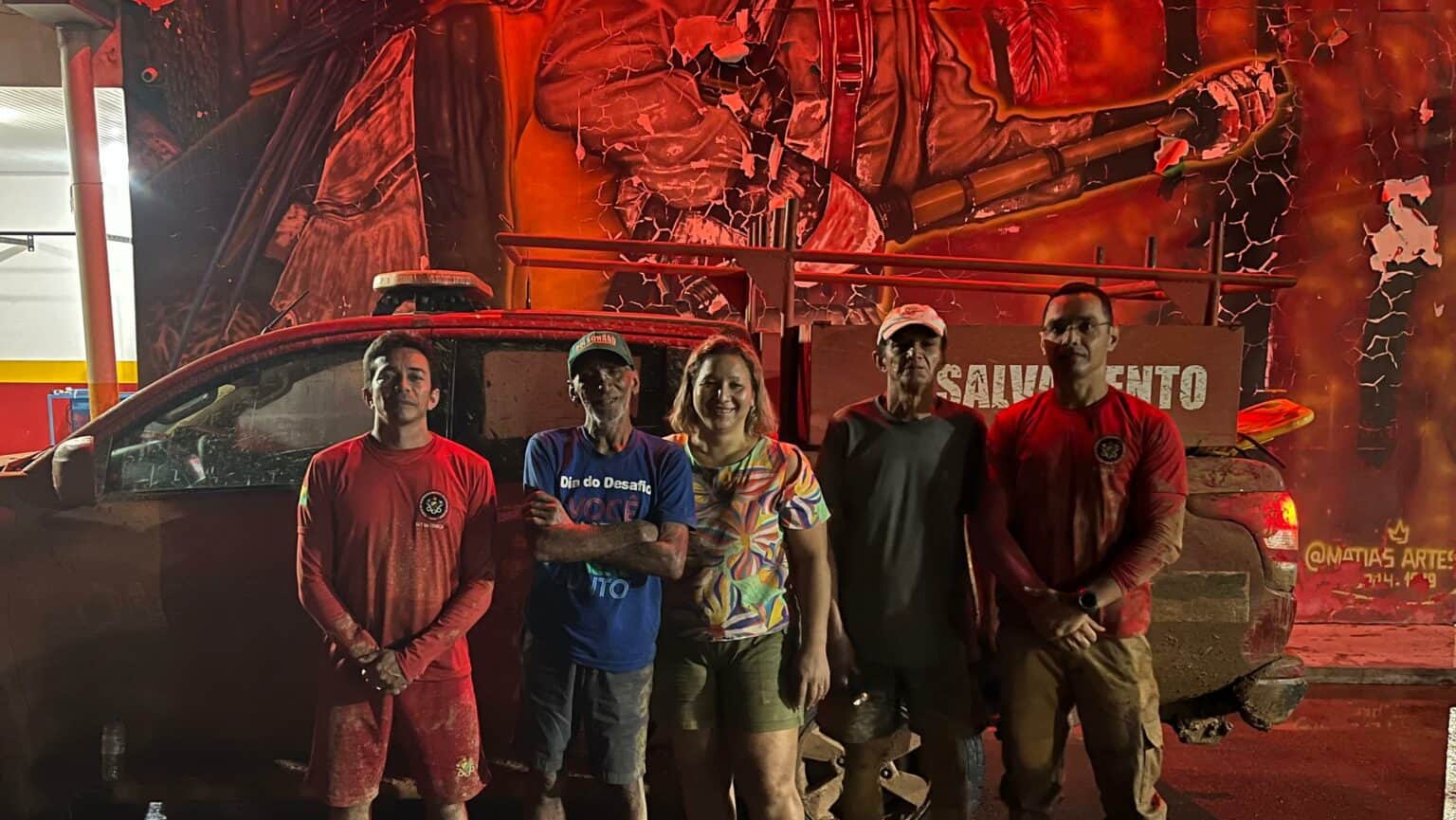 Corpo de Bombeiros resgata idoso isolado no Ramal da Cachoeirinha, em Rio Branco