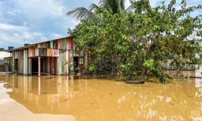 Foto: casa tomada pela água no bairro Habitasa, em Rio Branco I Whidy Melo/ac24horas