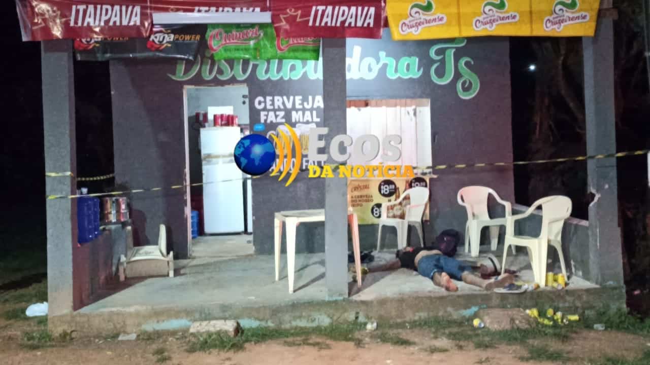 Funcionário da prefeitura do Bujari é morto e seu amigo ferido a tiros  em distribuidora