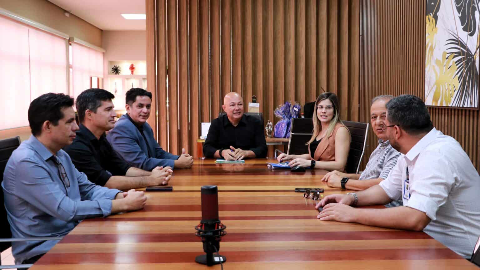 Fazenda e Fórum Empresarial firmam parceria para fortalecer desenvolvimento econômico no estado