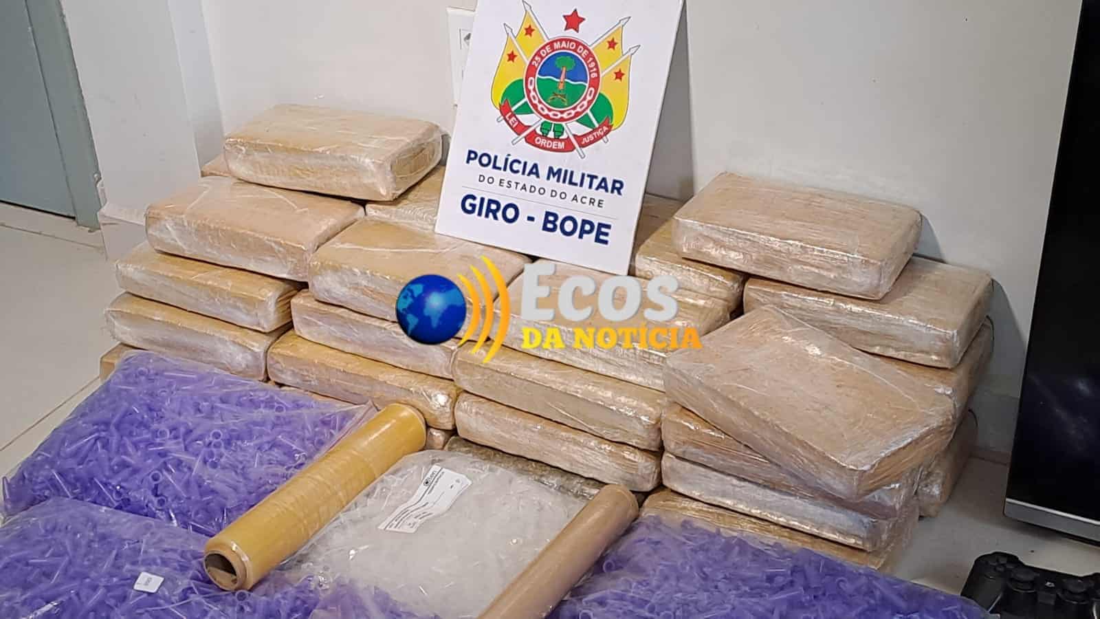 Dupla é presa com mais de 30 quilos de maconha no Bairro da Paz após denúncia