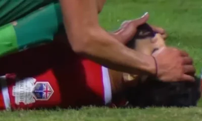 ahmed-refaa-desmaiou-ao-sofrer-um-ataque-cardiaco-durante-a-partida-entre-future-contra-o-al-ittihad-alexandria-1710248493018_v2_900x506.png Ahmed Refaa desmaiou ao sofrer um ataque cardíaco durante a partida entre Future contra o Al-Ittihad Alexandria
Imagem: Reprodução/Twitter