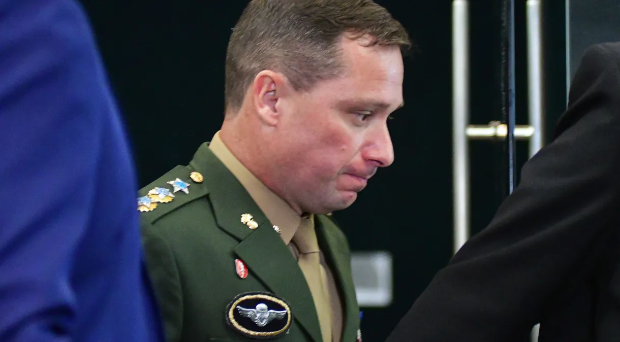 PF apura reuniões “paralelas” de Cid com militares para tentativa de golpe