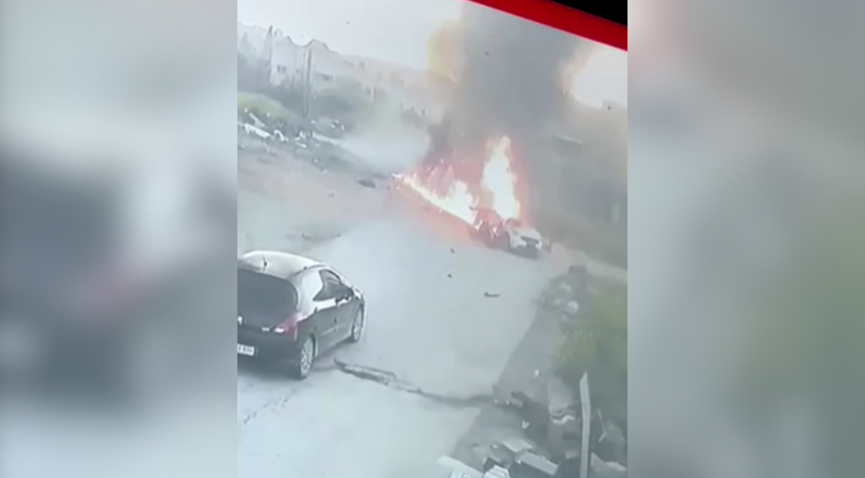 Vídeo: ataque aéreo israelense destrói carro com palestinos na Cisjordânia