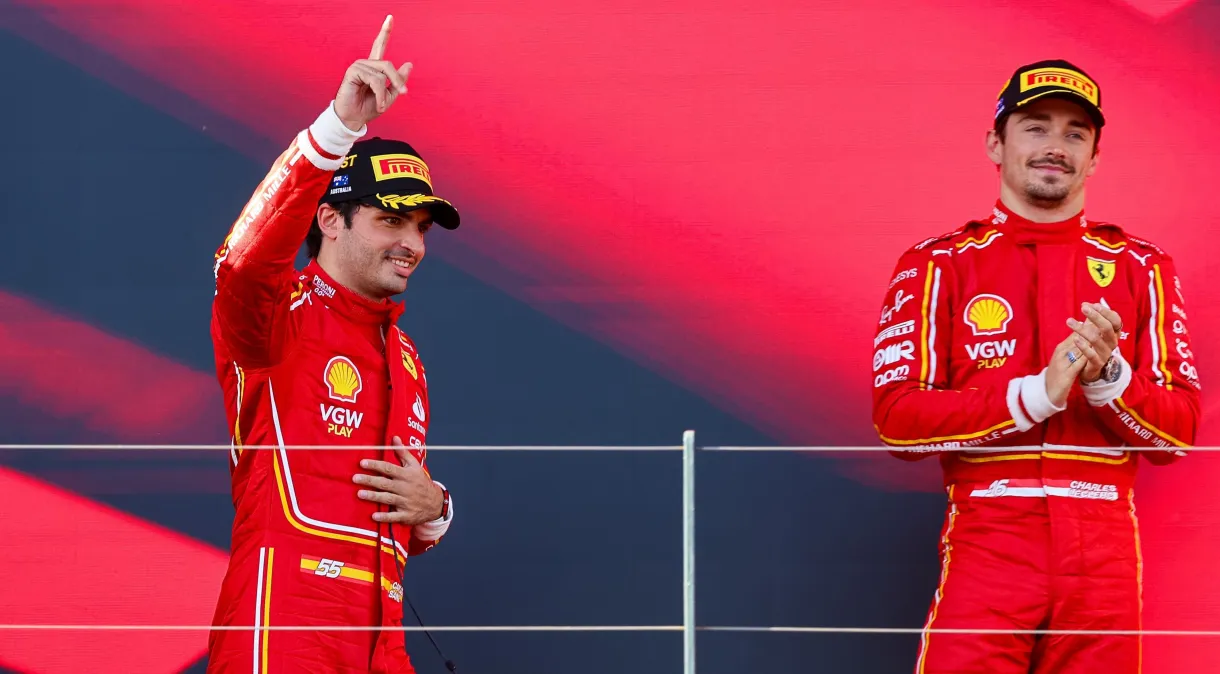 Fórmula 1: Ferrari faz dobradinha com vitória de Sainz; Verstappen abandona