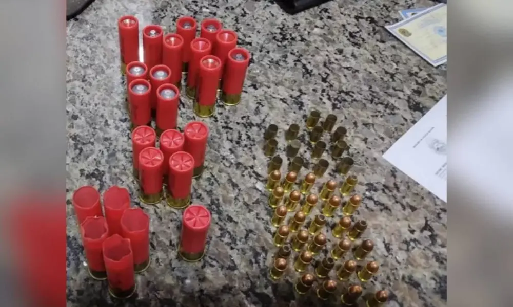 homem-leva-tiro-no-rosto-ao-observar-confusao-com-vizinho-1