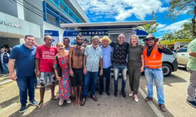 Foto: manifestação em frente à Casa Civil na manhã desta terça-feira, 26 - Whidy Melo/ac24horas