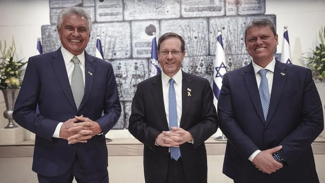 Caiado pede desculpas a presidente de Israel por “fala infeliz” de Lula sobre guerra em Gaza