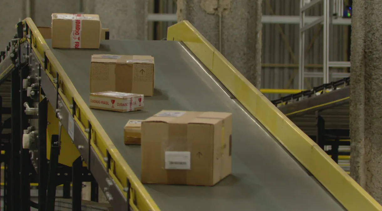 Gastos de brasileiros em sites internacionais sobem mais que o dobro em 2023