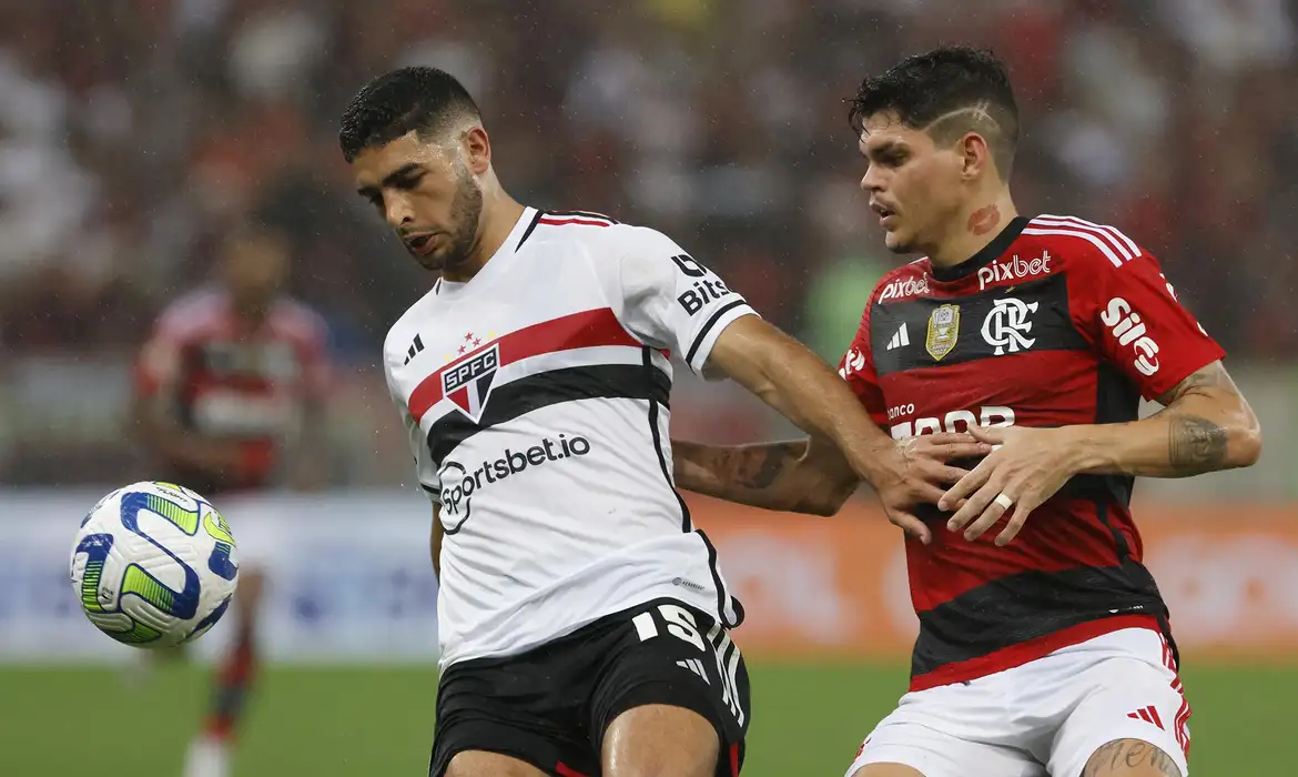 Campeonato Brasileiro: Flamengo recebe São Paulo nesta quarta-feira no Maracanã