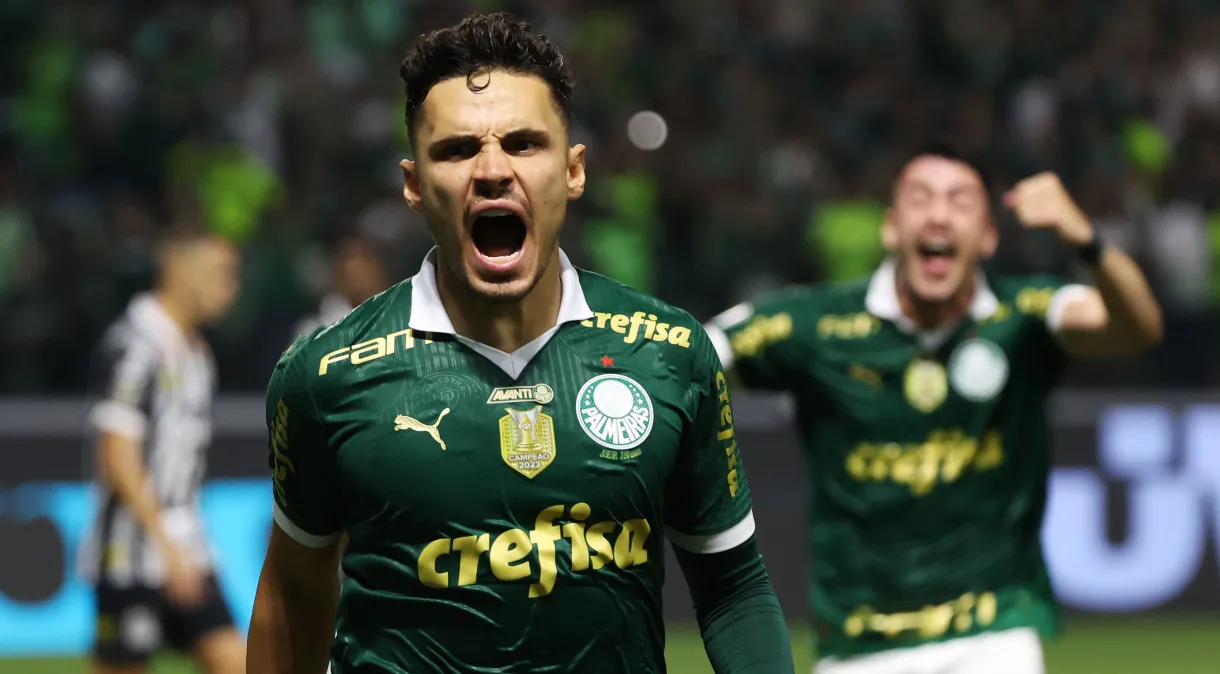 Palmeiras bate o Santos no Allianz, reverte mais uma final e é tricampeão paulista