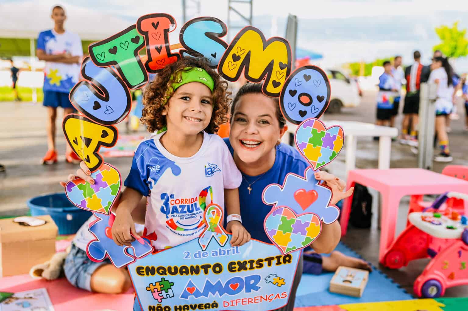 A terceira Corrida Azul, pela conscientização do autismo, reúne comunidade em prol da inclusão