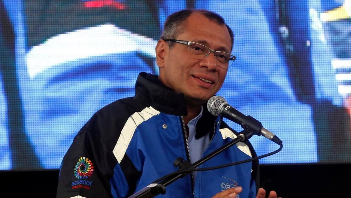 Ex-vice-presidente preso após invasão de embaixada é hospitalizado no Equador