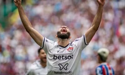 WhatsApp Image 2024-04-07 at 20.31.11 Wagner Leonardo comemora gol no Ba-Vi (Foto: Victor Ferreira / EC Vitória)