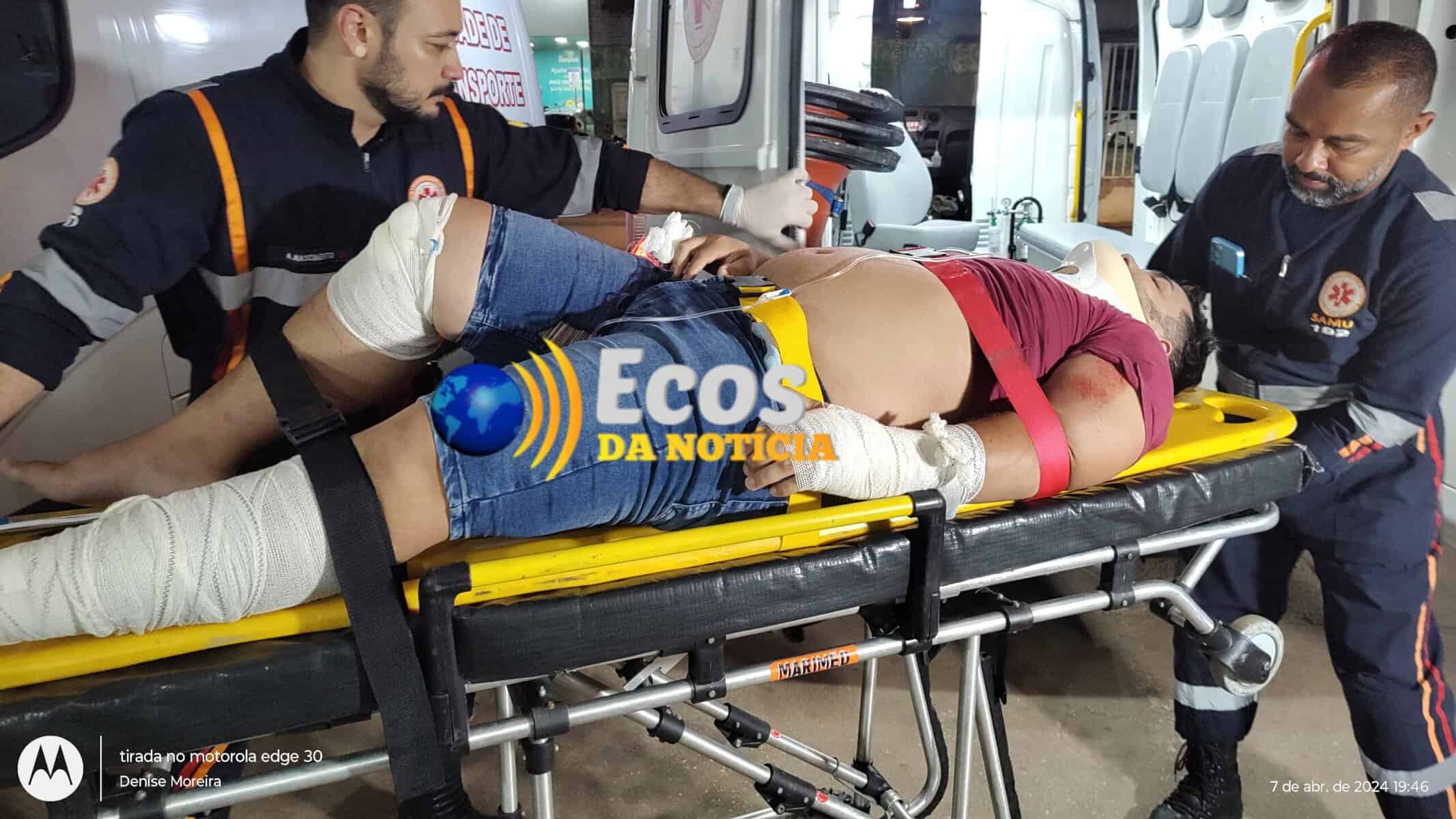 Colisão entre carro e moto deixa motociclista ferido na capital