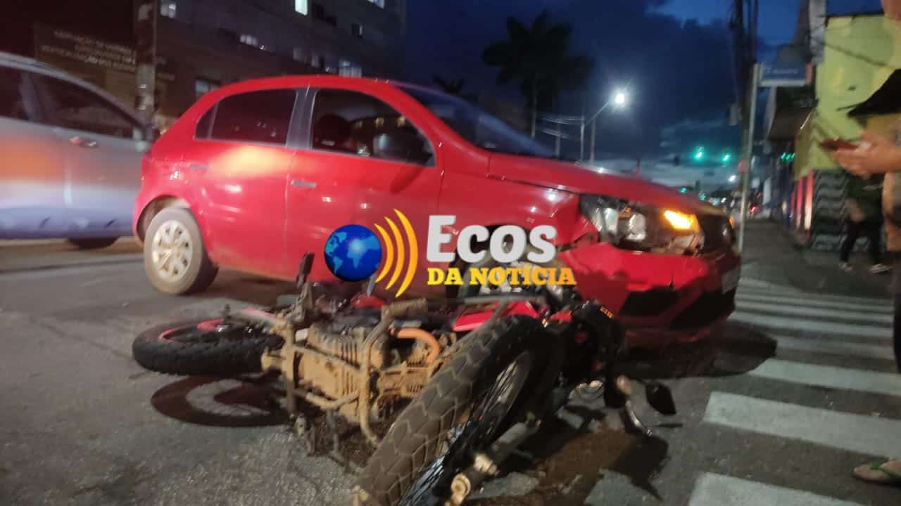 Motorista faz conversão proibida na Avenida Getúlio Vargas e deixa motociclista com fratura no punho