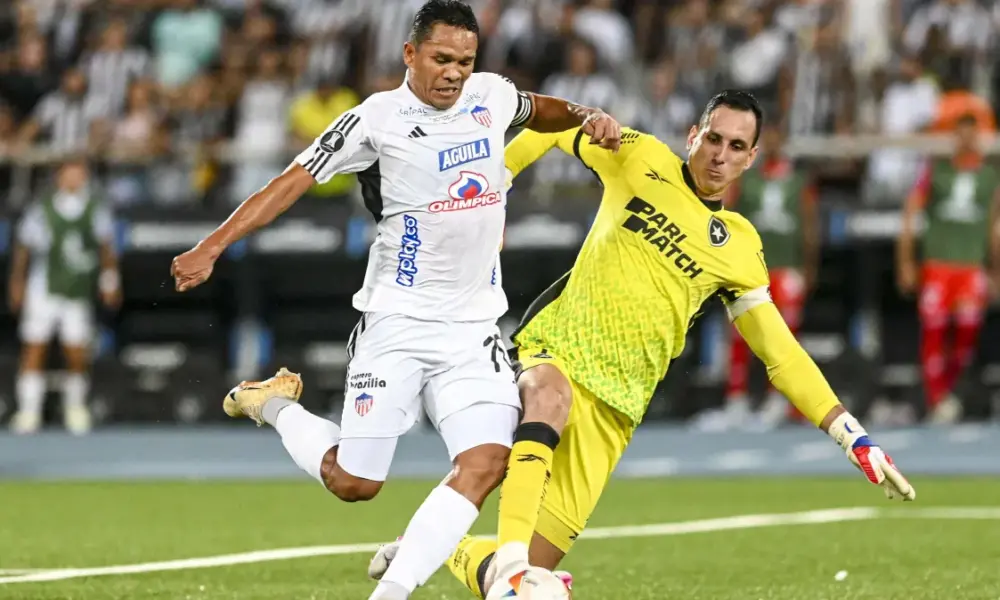 botafogo-junior-barranquilla-bacca-gatito-e1712188430901 Carlos Bacca dribla Gatito para marcar o terceiro gol do Junior Barranquilla sobre o Botafogo, o segundo dele
CELSO PUPO/FOTOARENA/FOTOARENA/ESTADÃO CONTEÚDO