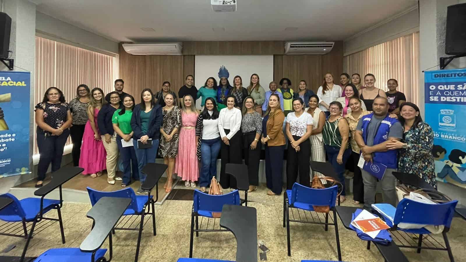 Prefeitura de Rio Branco recebe kit do Ministério da Igualdade Racial para promover políticas de igualdade na capital
