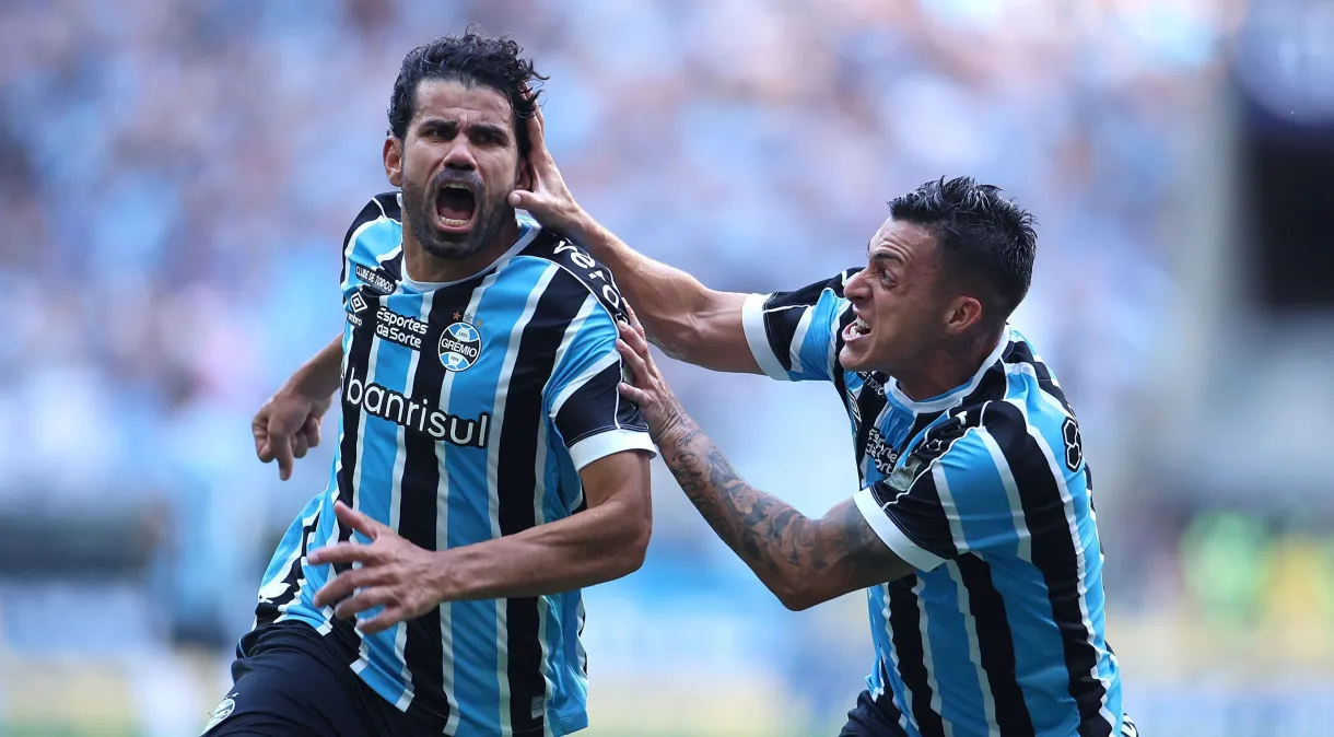 Grêmio vence Juventude de virada e é heptacampeão