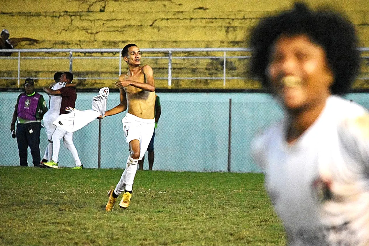 Independência vence o Clássico Vovô, pula pra 1º e coloca “fogo” no Acreanão 2024