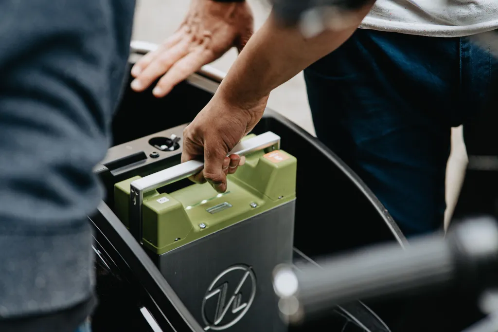 kumpan electric 30d7430ywf4 unsplash