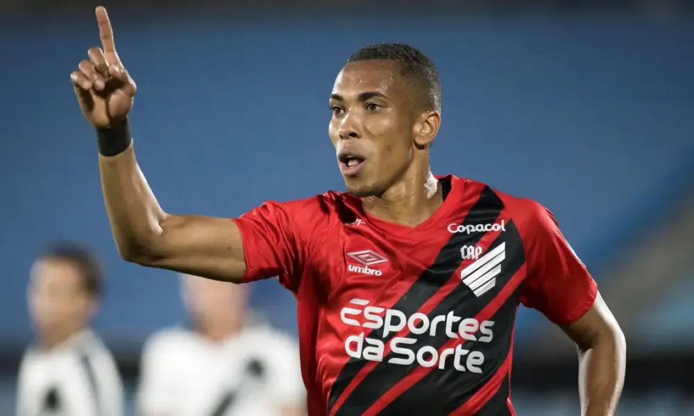 madson athletico pr sul americana e1714004498950 madson athletico pr sul americana e1714004498950