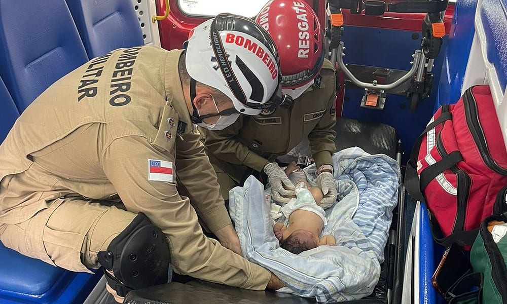 recem-nascido-abandonado-em-manaus foto: Divulgação/CBMAM