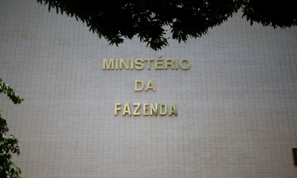 tagreuters.com2024binary_LYNXMPEK0E0GF-FILEDIMAGE-e1705560776360 Prédio do Ministério da Fazenda em Brasília
14/02/2023 REUTERS/Adriano Machado