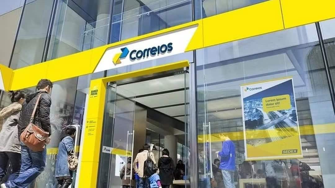 Correios anunciam PDV e concurso para contratar 3,2 mil carteiros