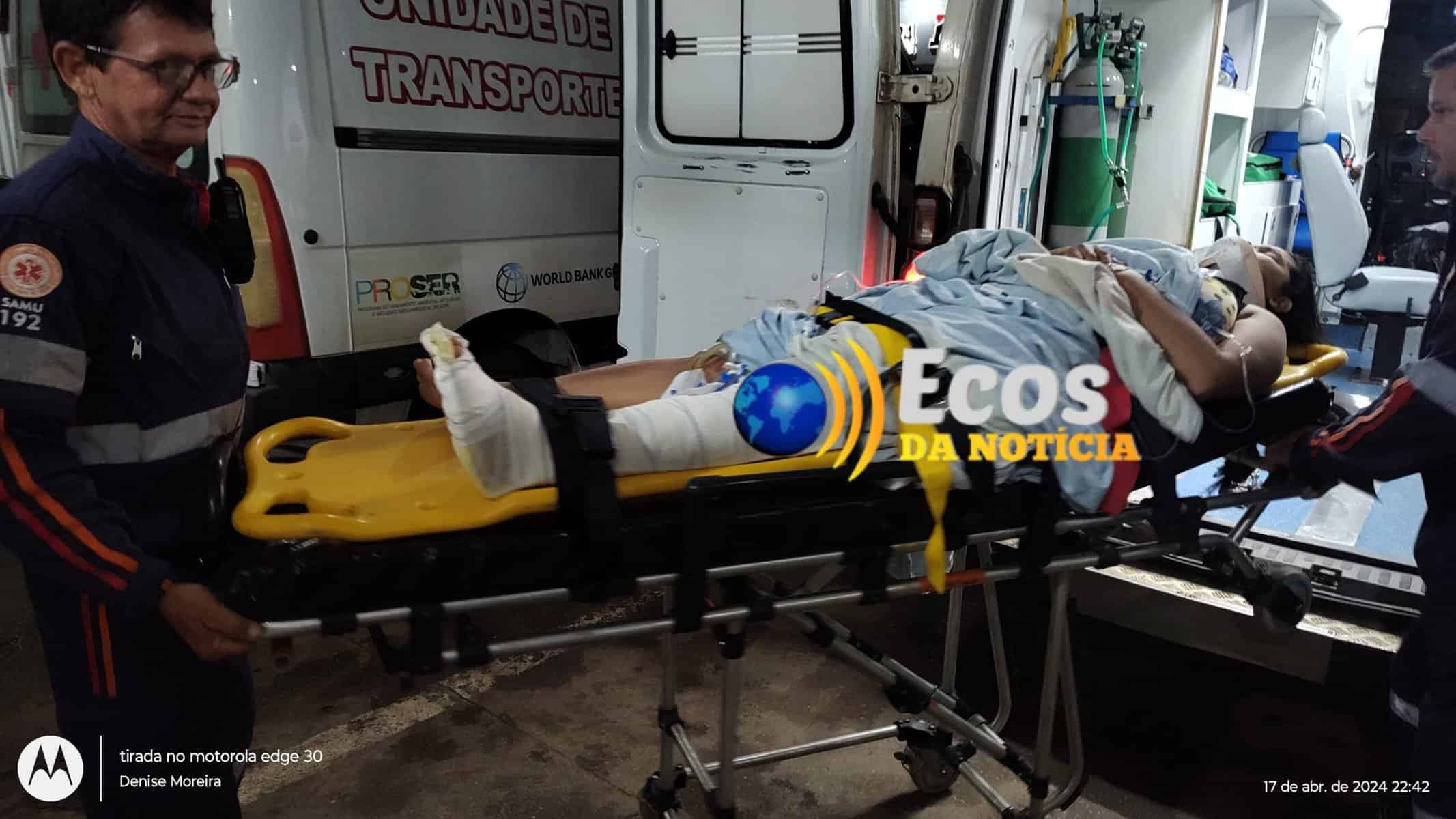 Em Sena Madureira, colisão entre carro e moto deixa motociclista ferida