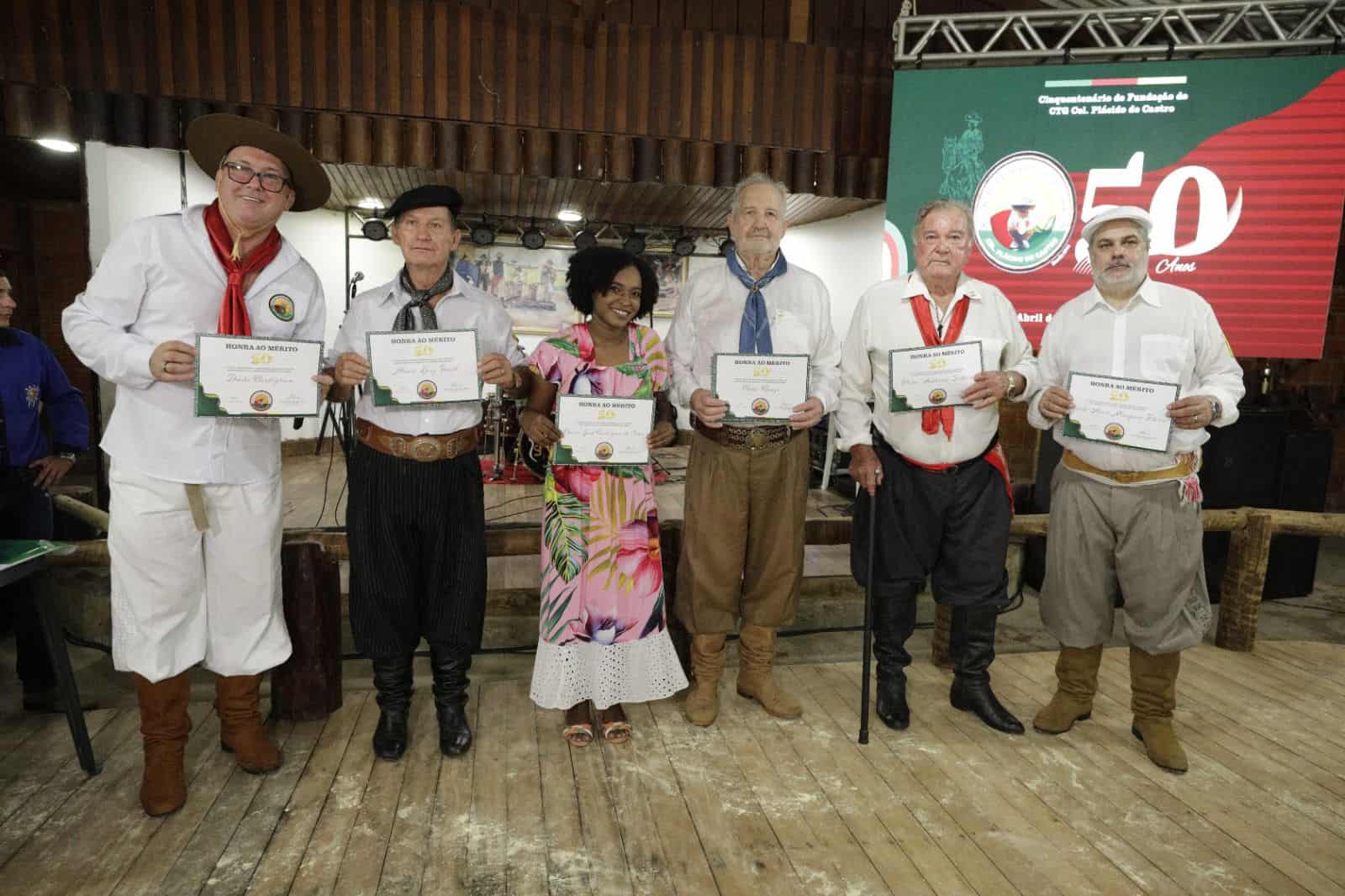Evento em Comemoração dos 50 Anos do CTG Coronel Plácido de Castro Celebra História e Homenageia Fundadores