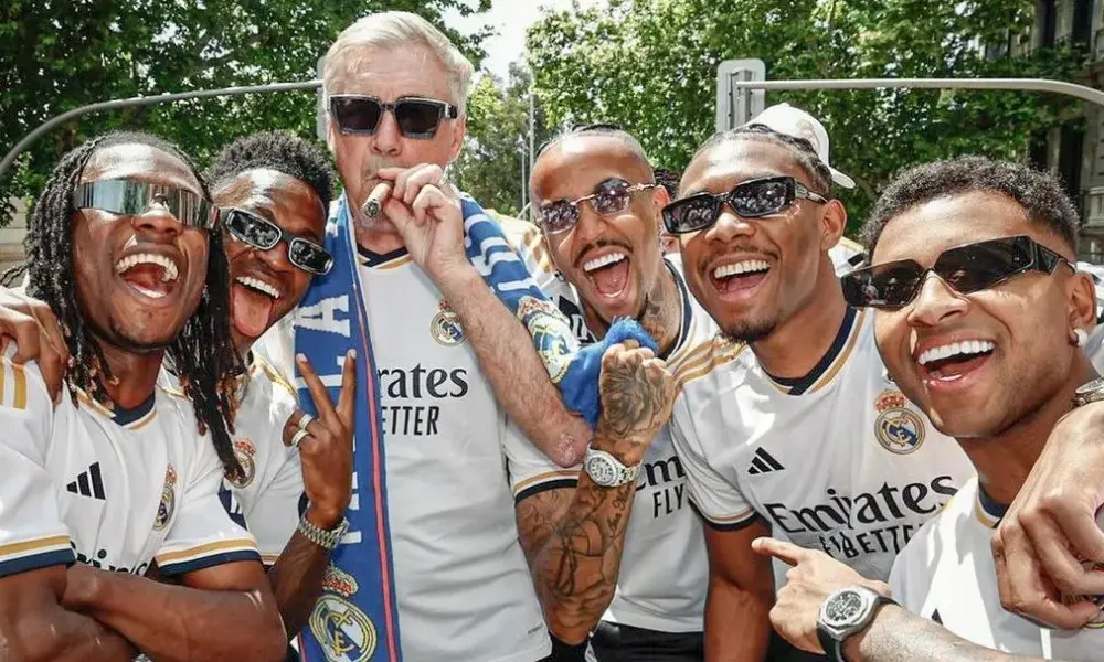 ancelotti jogadores charuto e1715608027275