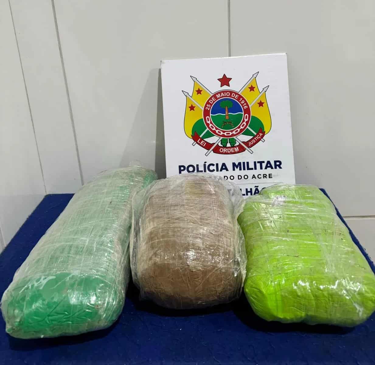 Polícia Militar do Acre apreende três quilos de maconha na BR 364