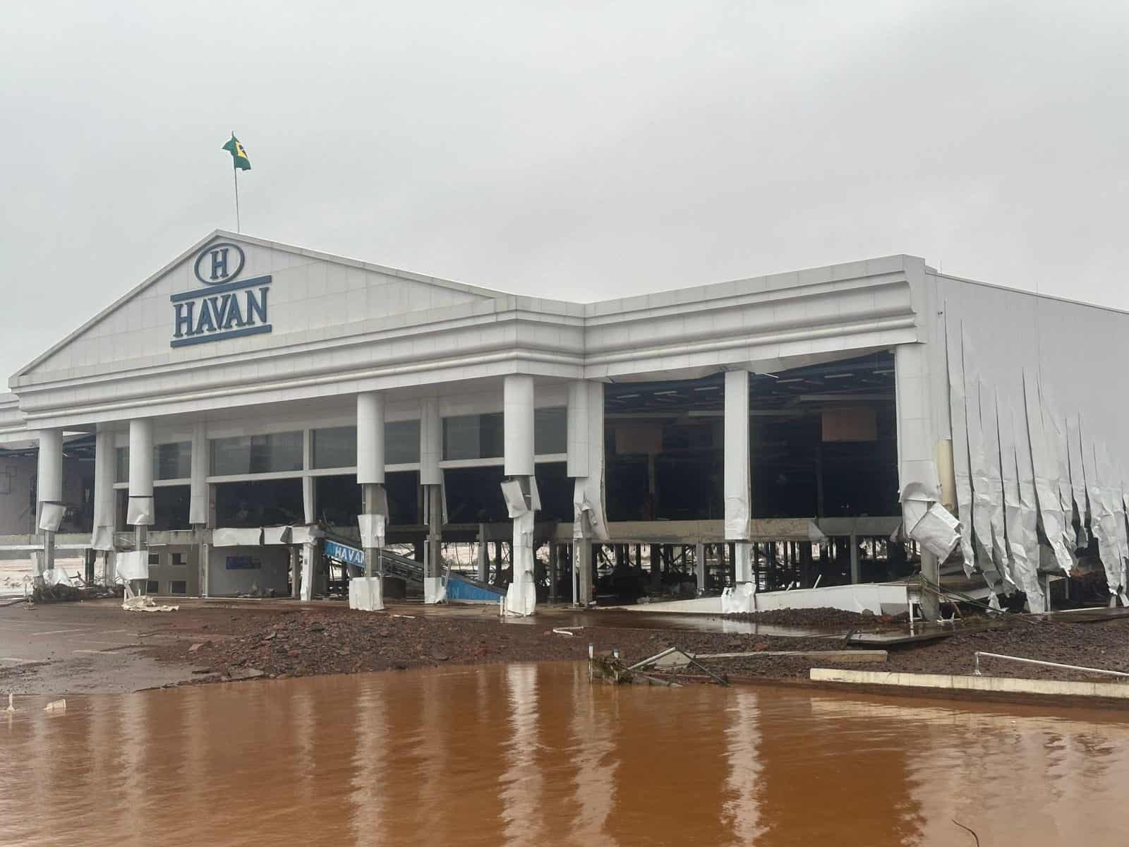 Loja da Havan fica debaixo d’água em Lajeado, no Rio Grande do Sul; veja vídeo