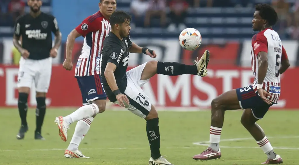 junior barranquilla botafogo libertadores e1716938189476