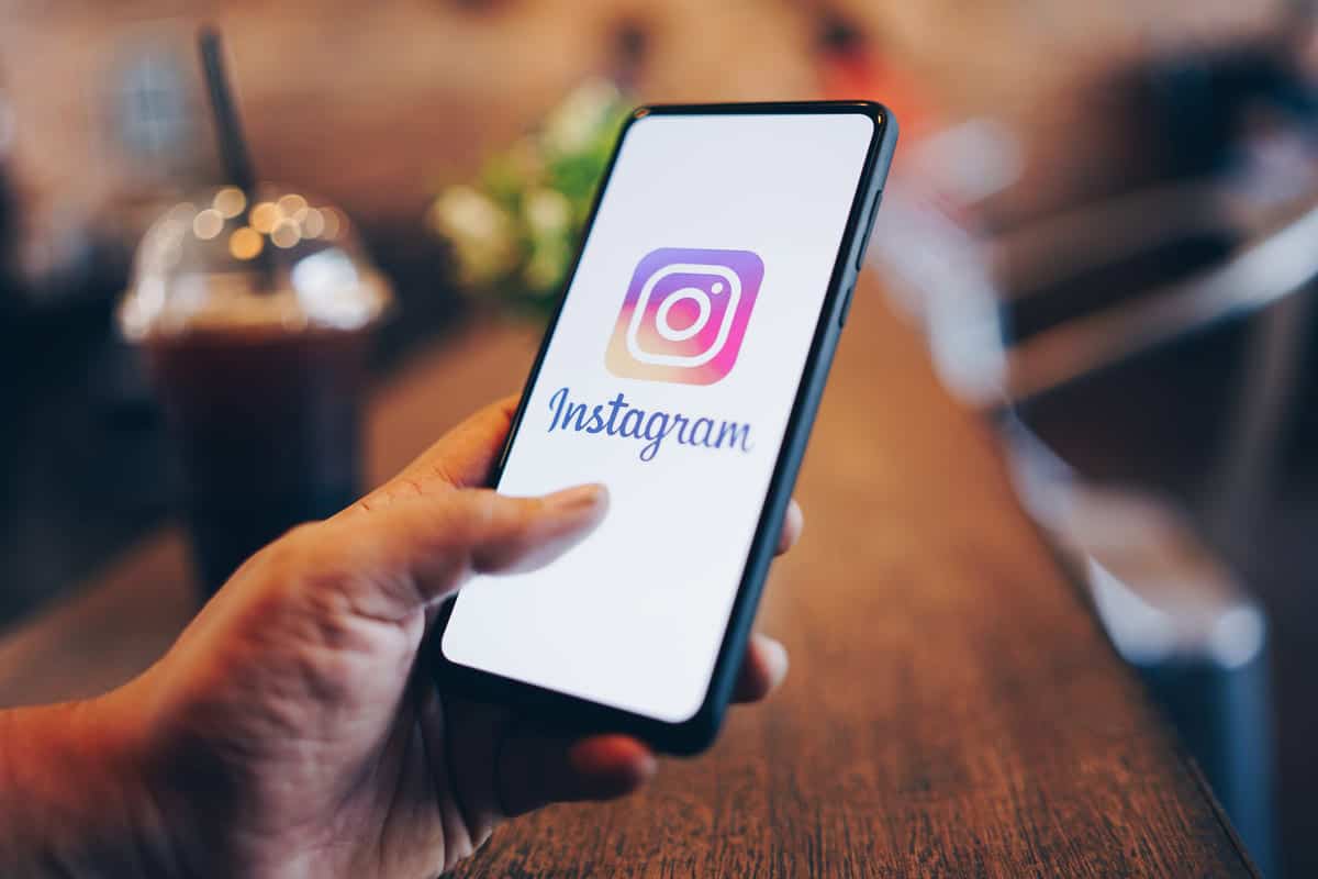 Justiça manda  Instagram reativar perfil de falecida para família acessar memórias digitais