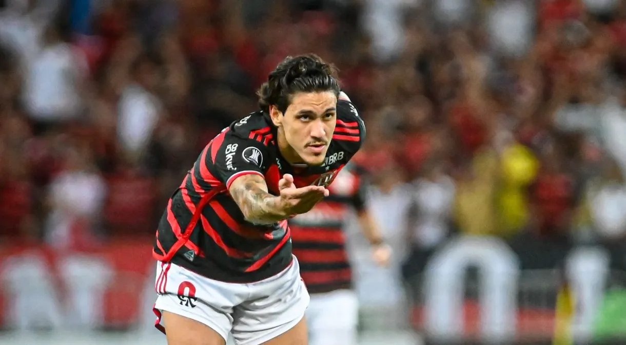 Flamengo vence Millonarios e vai às oitavas na Copa Libertadores