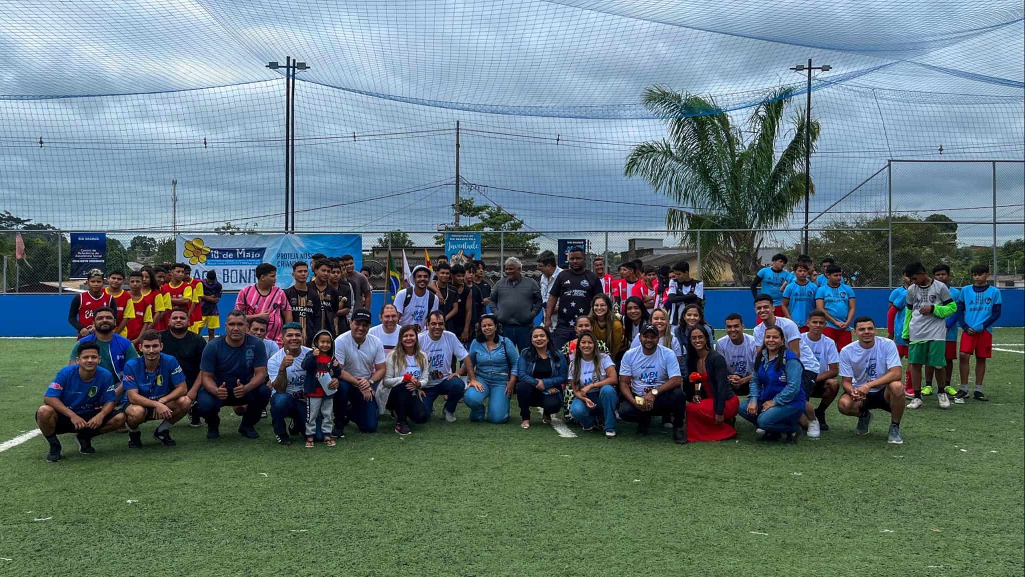 Prefeitura De Rio Branco Realiza 1° Torneio De Futebol Society Na Regional Tancredo Neves