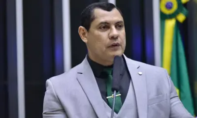 ulysses araujo 1000×600 ulysses araujo 1000x600