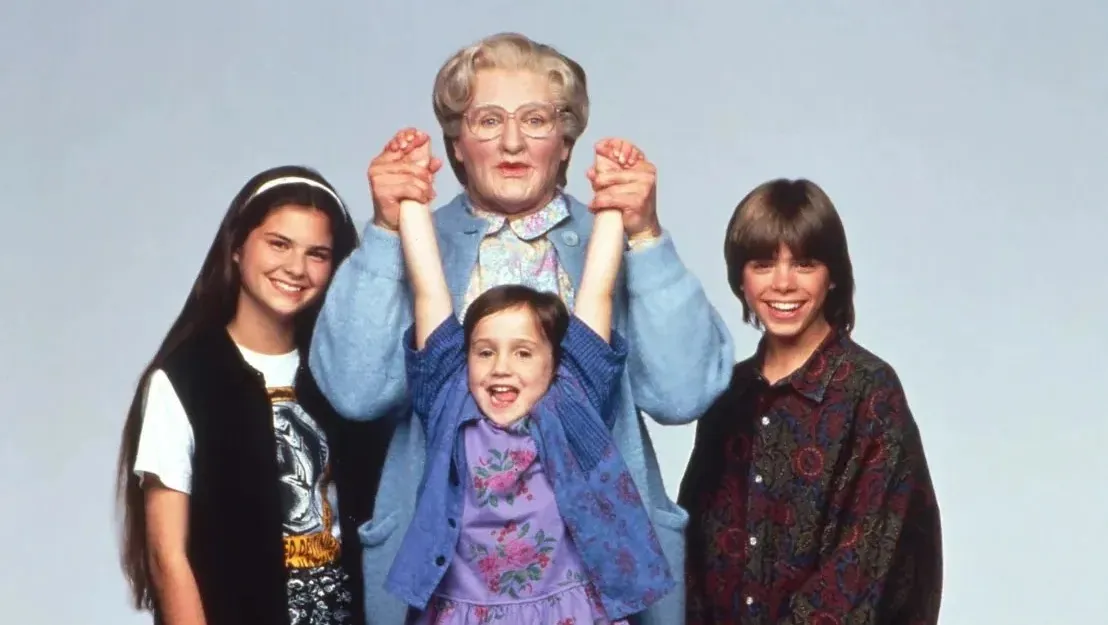 Crianças de “Uma Babá Quase Perfeita” se reúnem 30 anos depois; veja como estão