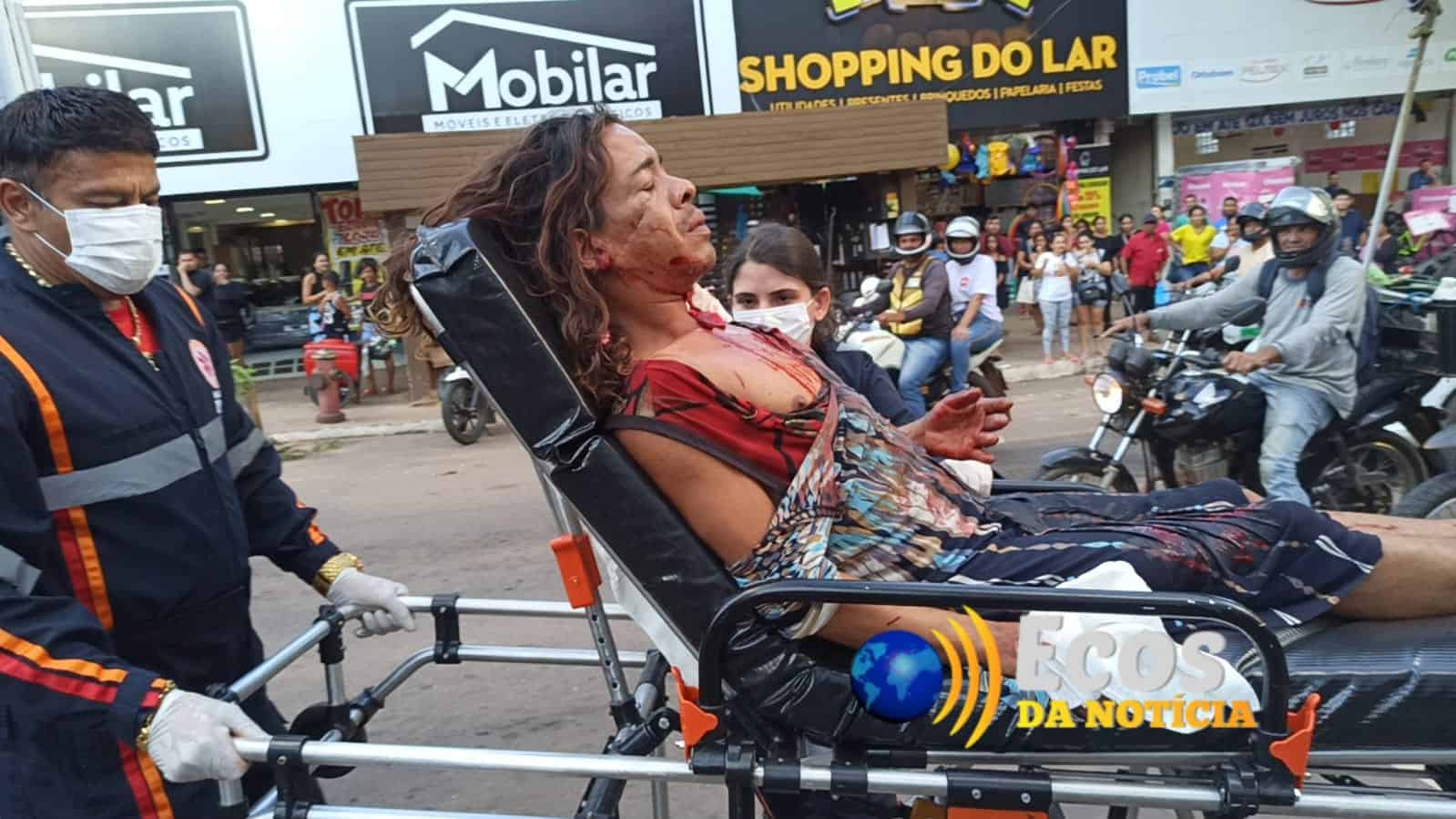 Moradora de rua é ferida com golpe de faca enquanto dormia e é levada em estado grave ao Pronto-Socorro