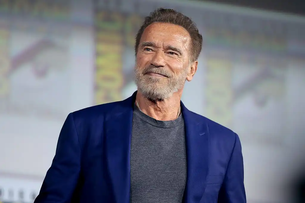 1024px arnold schwarzenegger 48354866096