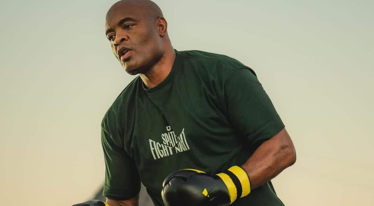 Anderson Silva debocha de possível revanche contra Belfort: “Perdeu com uma bica na cara”