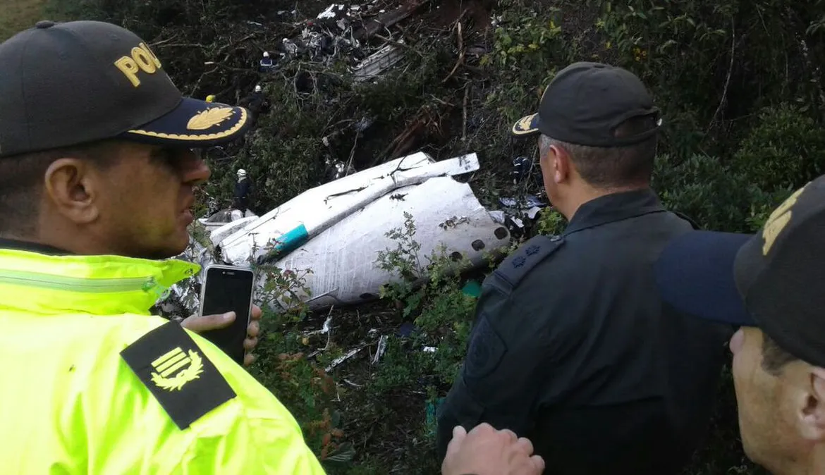 Justiça condena Chapecoense a indenizar família de vítima do acidente em 2016